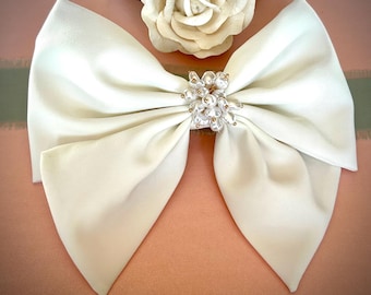 Hair Bow For Brides, Wedding Hair Bow White With Pearls