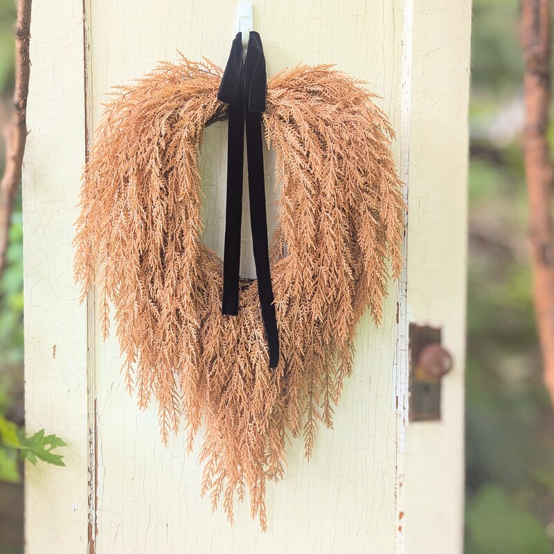 Flocked Cedar Wreath 15