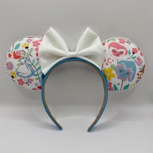 Alice in Wonderland Minnie ears