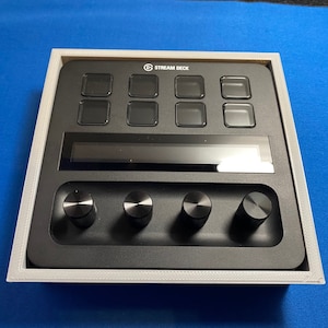 Elgato Stream Deck + Flush Tischhalterung