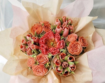 Buttercream flower tutorial: Peony cupcake bouquet (7 cupcakes)