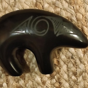 Vintage Navajo Black Spirit Bear Indiaans aardewerk - geen signatuur - 13 cm