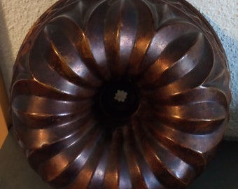 Plat à pâtisserie en cuivre VINTAGE ancien avec suspension <> 23 cm <>
