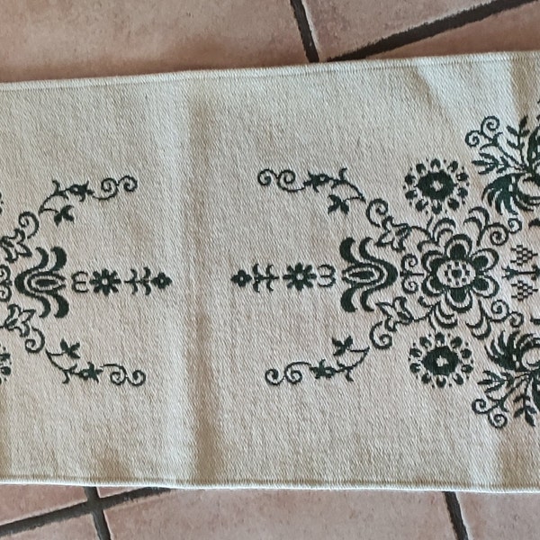 Table runner Meldorfer Kunstweberei 75 % virgin wool (120 length) Vintage 90s