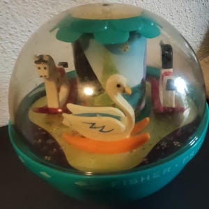VINTAGE Fisher Price Roly Poly Chime Ball No. 165 Musical Toddler Toy 70s