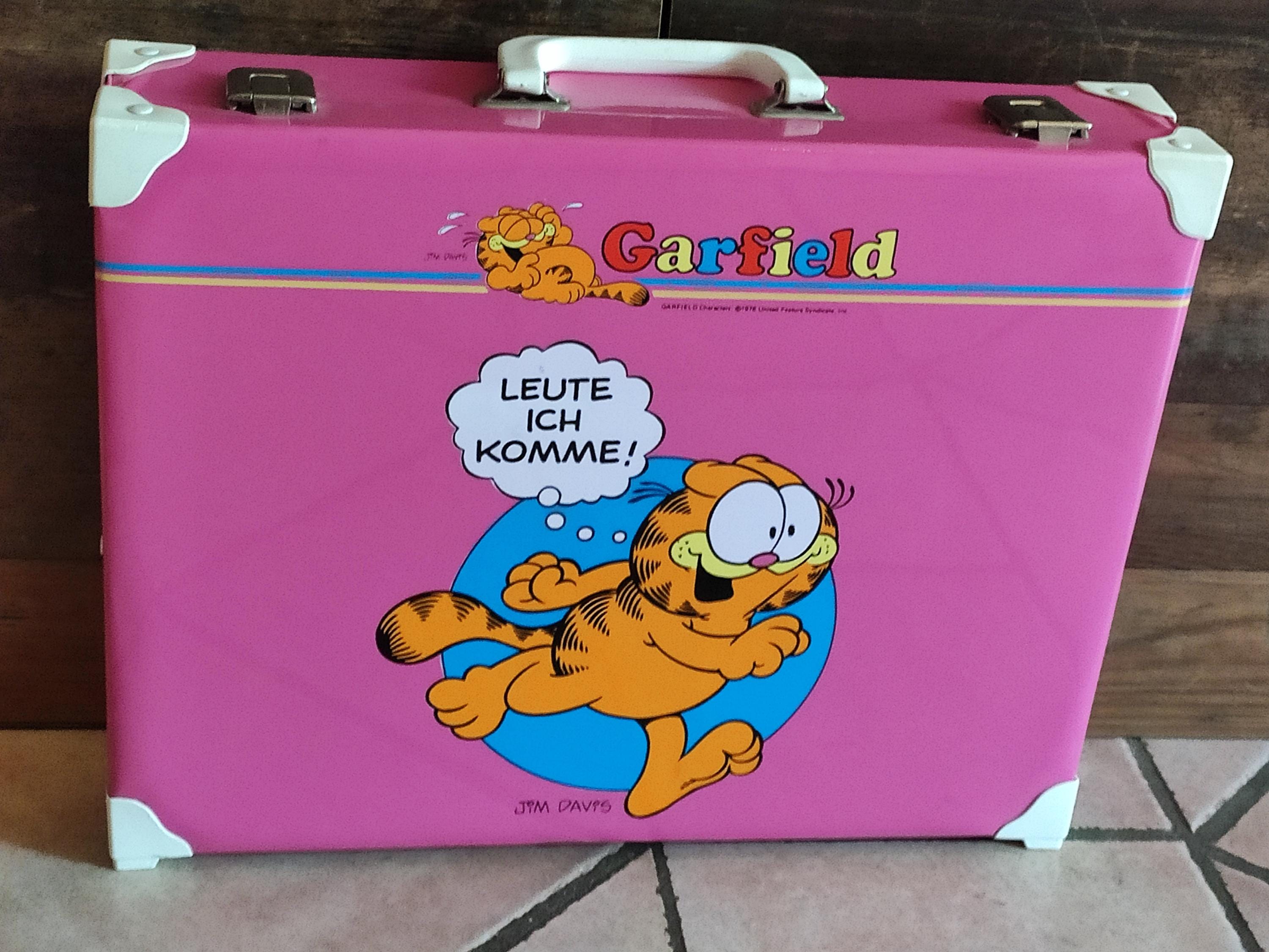 Garfield Suitcase - Etsy Finland