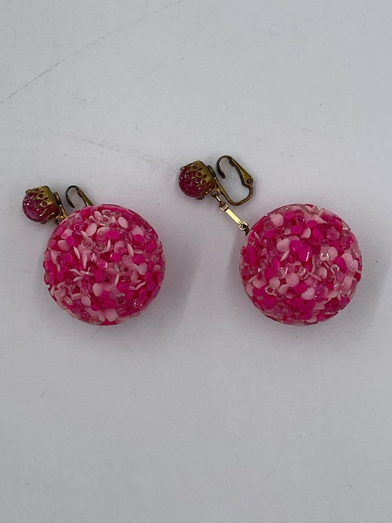 Mid- Century BIG Pink Ball Clip on earrings - image 1