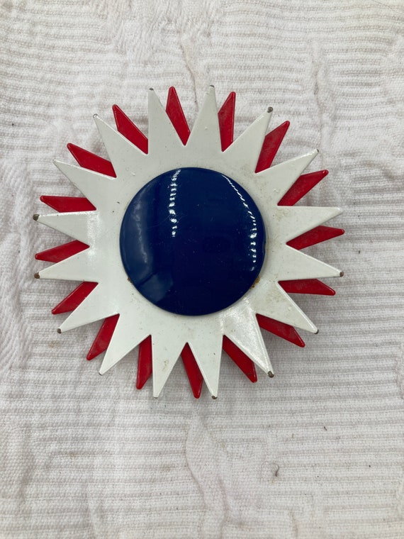 Patriotic Starburst Flower brooch pin