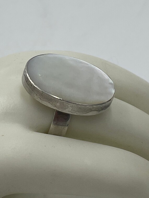 Fabulous Sterling Silver with Mother of Pearl Ring - image 6