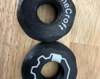 theCroft: Painters Pole Adapter (US Standard 3/4-5 acme thread)