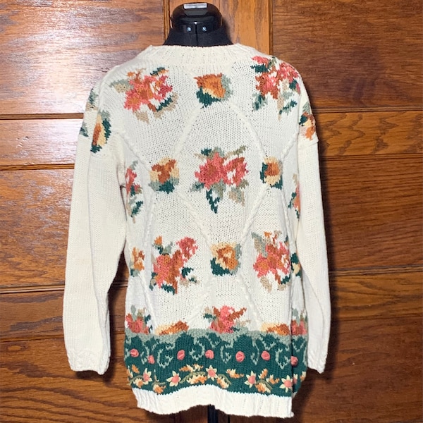 Floral Chunky Knit Cabin Sweater / Crystal Kobe / Size Medium / Cottagecore