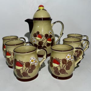 70s Brown And Red Ceramic Strawberry Mugs And Teapot / Made in Japan / Trendy Mugs / Coffee Cups / Gift For Best Friend / Gift For Her