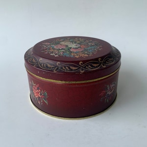 Round Red Metal Tin With Flowers & Crackle Finish / Barringer Wallis And Manners