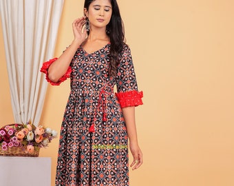 Bomullstryckt Kurta byxset Indisk festklädsel salwar kameez 2-delat set för kvinnor kurta set Indisk outfit karti set kurta för hela säsongen