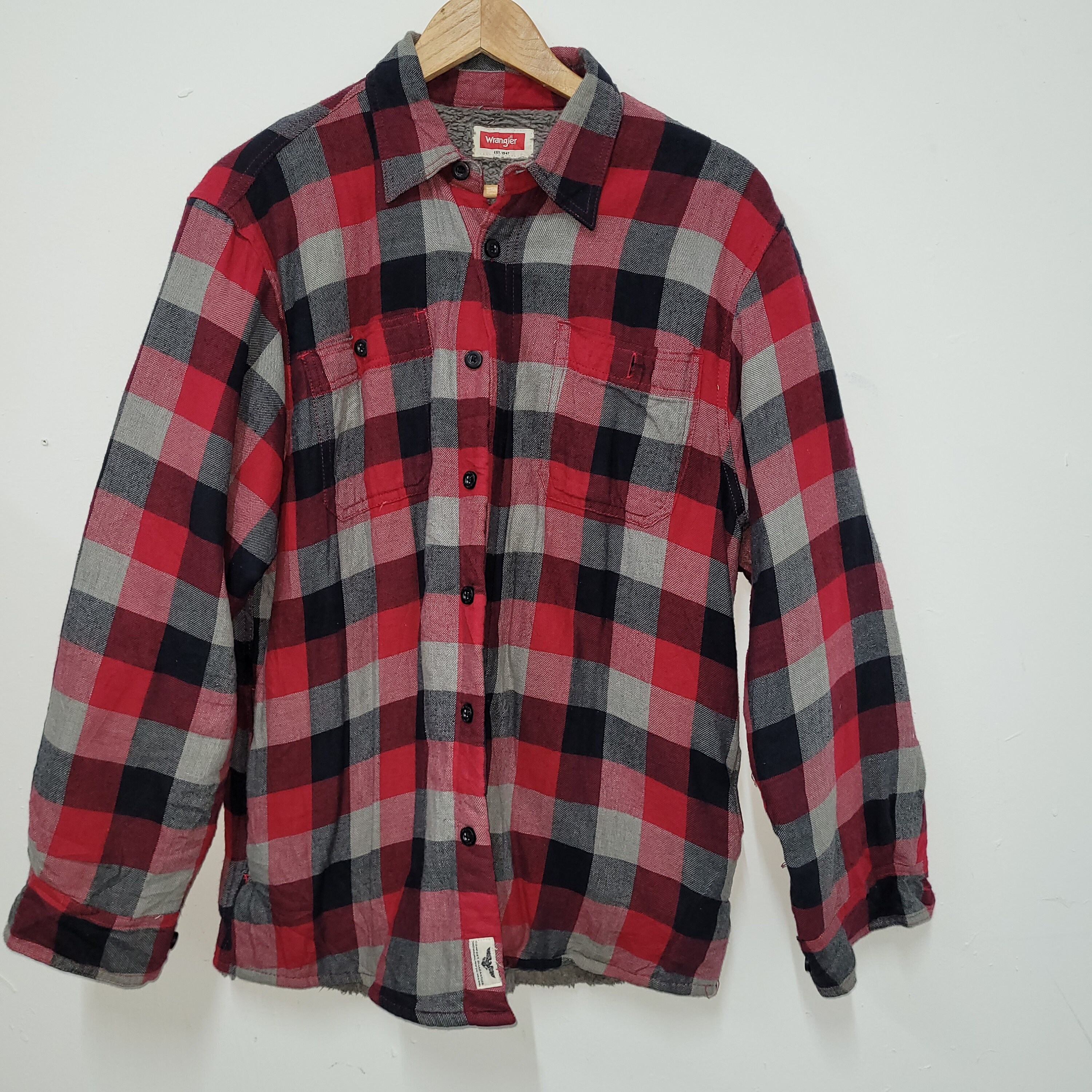 wrangler plaid flannel shirt