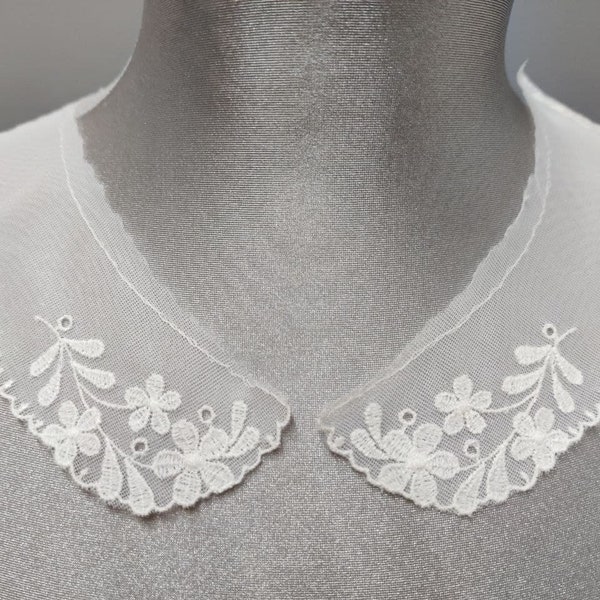 Écusson brodé pour col Claudine en dentelle, 14 cm, blanc, faux col en appliqué fleurs de style vintage