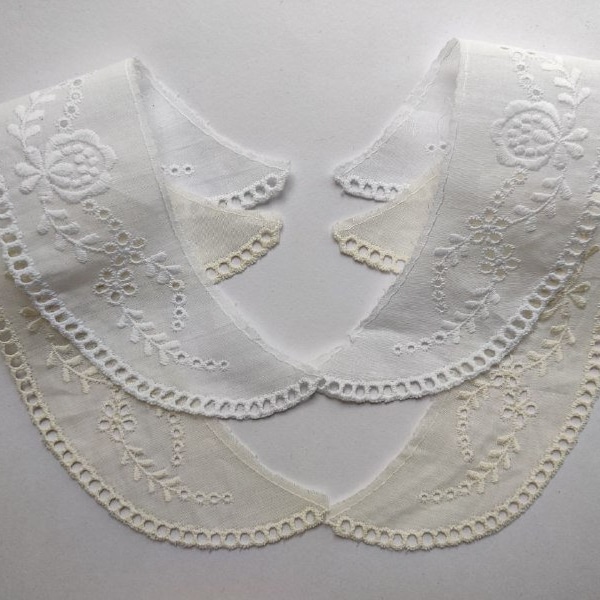 Chic broderie anglaise embroidery collar patch, 17 cm, finest cotton, White or Cream, Peter Pan fake collar applique