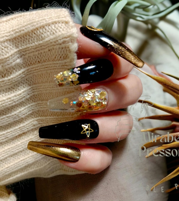 Star - Black and Gold. Moon and Star. Hand Painted Reusable Gel Press on  Nails. Coffin Press on Nails. - Etsy
