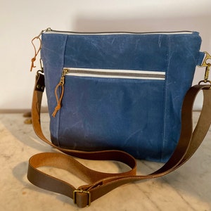 Waxed Canvas Crossbody bag Cambridge bag