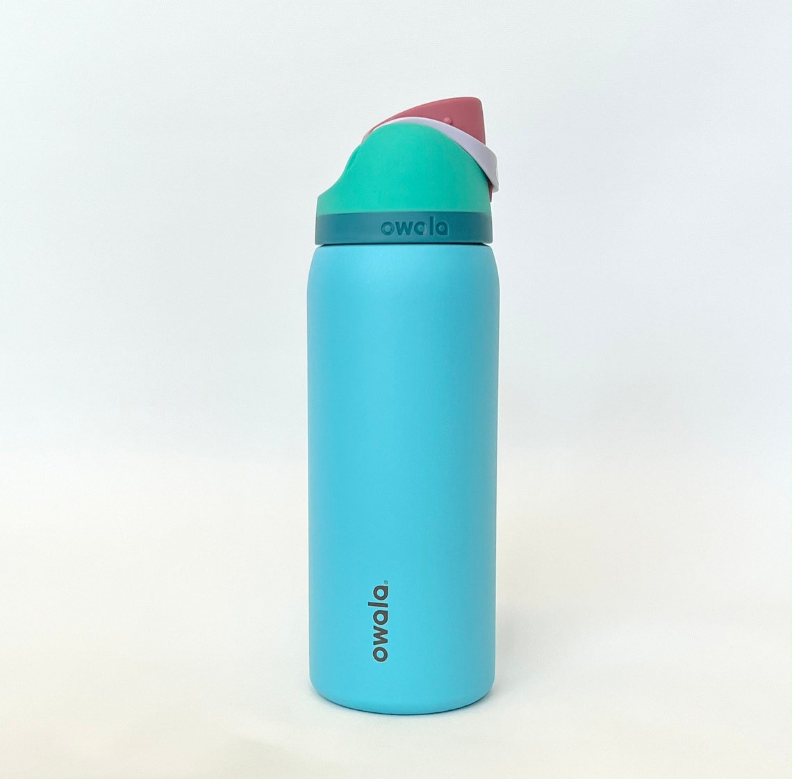 Owala Free Sip 32 Oz Personalized Water Bottle Limited Unique Colors owala-free-sip-32-oz-personalized-water-bottle-limited-unique-colors