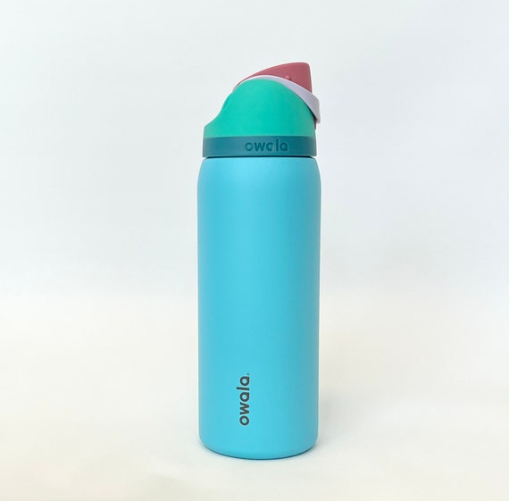 Owala Smooth Sip 20 oz Water Bottle  Urban Outfitters Mexico - Clothing,  Music, Home & Accessories