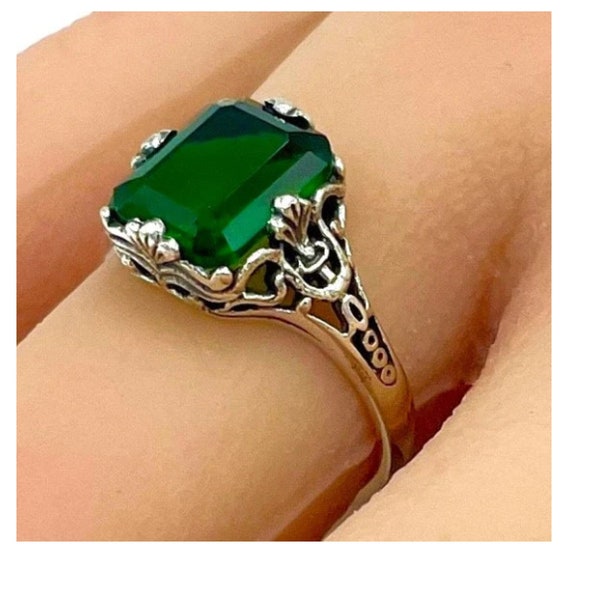 Vintage Filigree Sim. Emerald 925 Solid Sterling Silver Solitaire Ring       1337