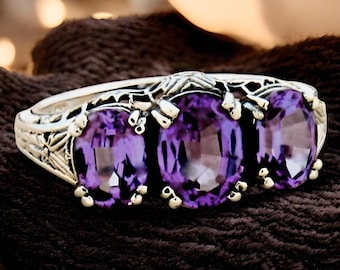 Vintage Alexandrite Three-Stone Ring 925 Sterling Silver Filigree June Birthstone 422