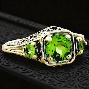 Ring Sizes 5 Through 12 Natural Peridot 3 Three Stone Filigree Ring In 925 Solid Sterling Silver Vintage Antique Design 514