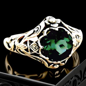 Vintage Scottish Thistle Vivid Green Sim. Emerald Ring in Filigree Design, 925 Solid Sterling Silver,Unique Birthday Or Anniversary Gift 757