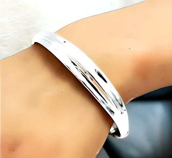 925 Sterling Silver Rolling Bangle - Sleek Simple Design, 6
