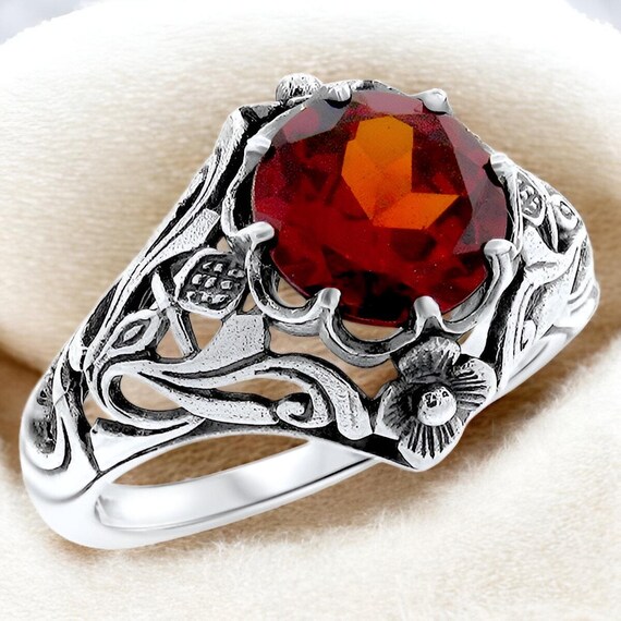 Vintage Carat Garnet Ring: Scottish Thistle 925 Sterling