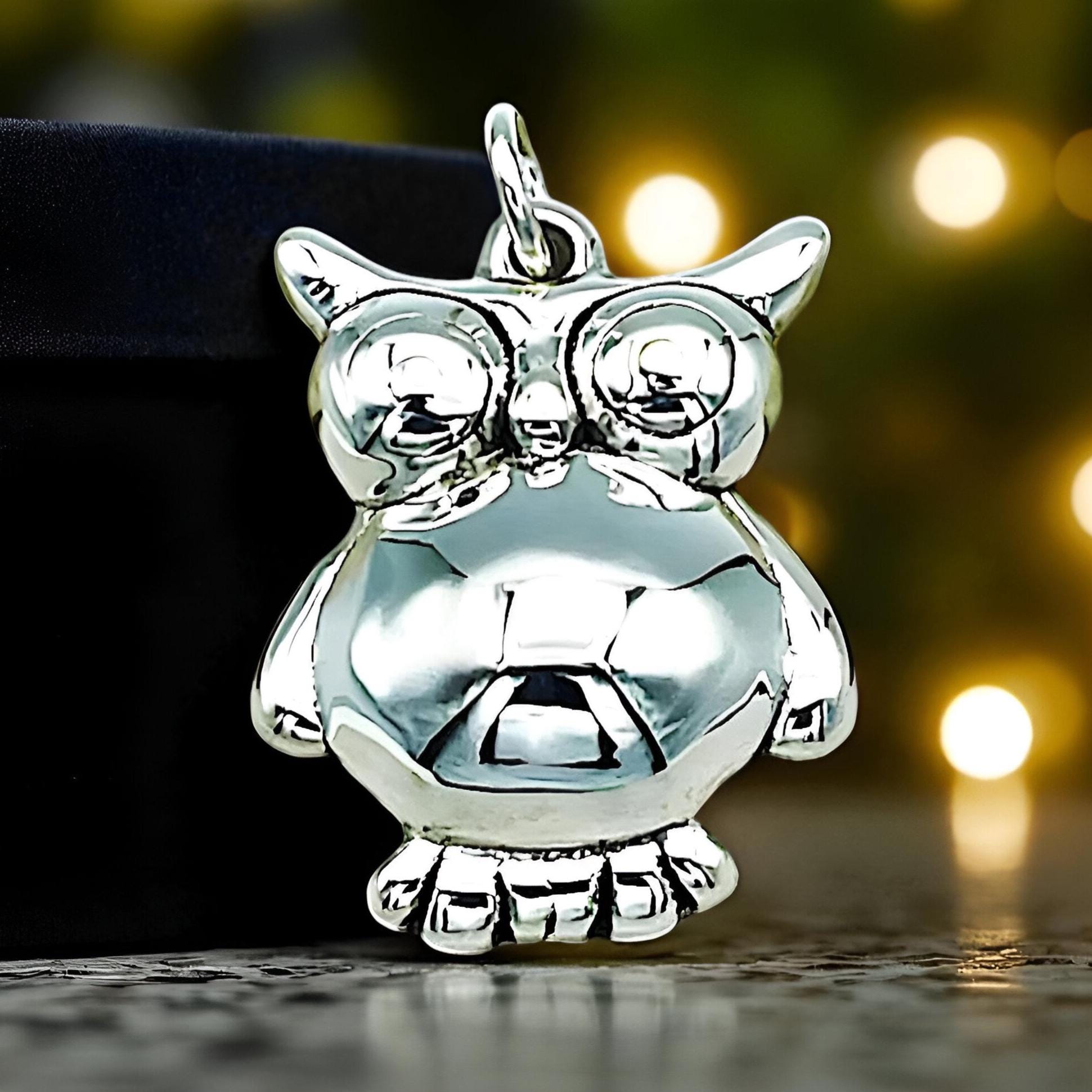 925 Sterling Silver Owl Pendant Necklace: Lightweight Nature Lover Charm1277