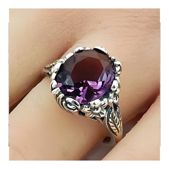 Vintage Amethyst in 925 Solid Sterling Silver Flower Ring