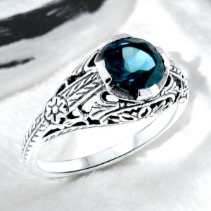 Vintage Natural London Blue Topaz Solitaire Ring: Filigree 925 Sterling Silver 557