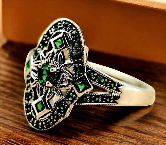 Dainty Filigree Sim. Emerald Ring: 925 Sterling S… - image 2