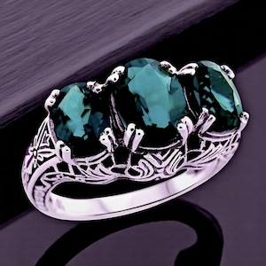 Vintage Filigree 925 Sterling Silver Ring: 2.40 Carat London Blue Topaz 1131