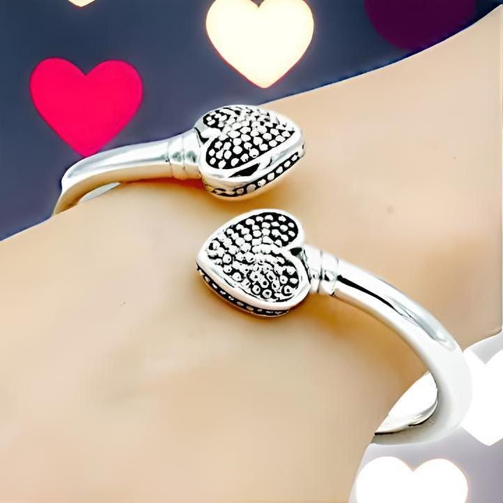 Silver Heart Bangle - Etsy