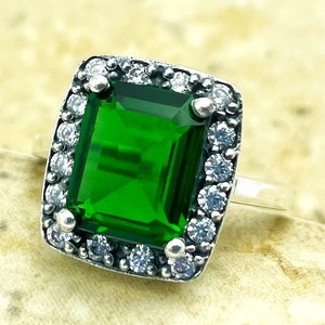 Vintage Forest Green Sim. Emerald In 925 Solid Sterling Silver Statement Ring           1329
