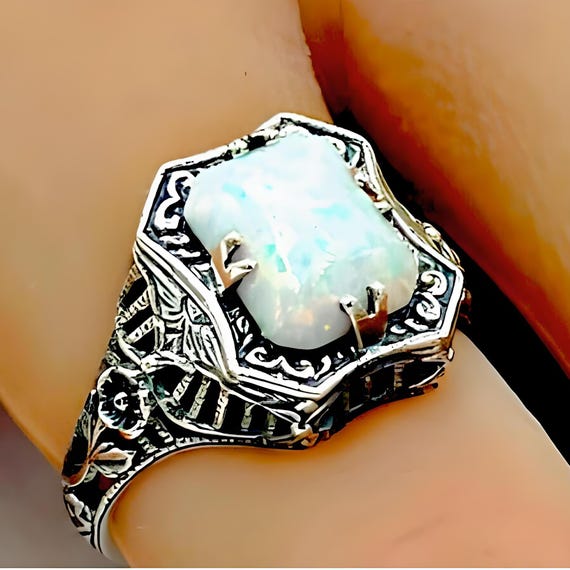 Vintage 925 Sterling Silver Opal Filigree Ring - … - image 1