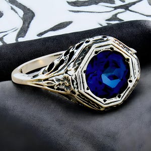 Vintage 2 Carat Royal Blue Lab Sapphire Ring: Filigree 925 Sterling Silver 072
