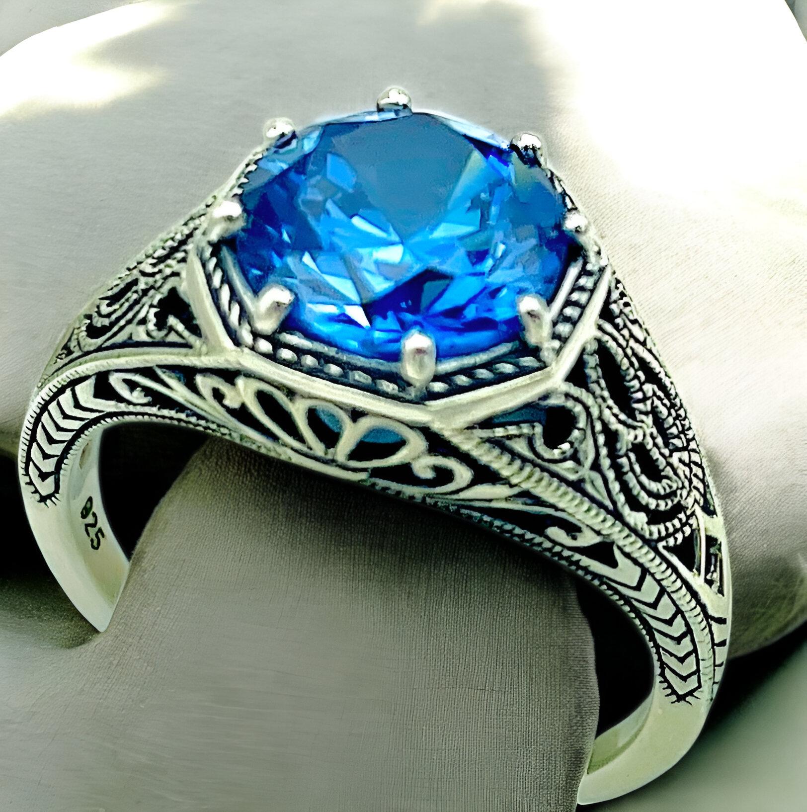 Vintage 925 Solid Sterling Silver Filigree Ring With Ceylon