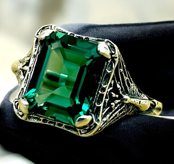 Vintage Sim. Emerald Peacock Ring: 925 Sterling S… - image 3