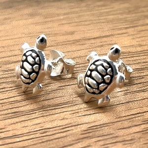 Tiny 925 Sterling Silver Turtle Stud Earrings,Adorable Push Back Style,Unique Birthday Gift for Nature Enthusiasts, Beach Lover Present,1994