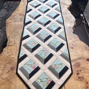 Optical Illusion Quilt Table Runner • 3D Lattice Design • Handmade Cotton • 60x17