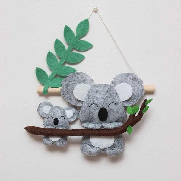 Koala Baby Nursery Decor, Koala Feutre Animal Decor, 5" Feutre Koala, Nursery Baby Decor, Koala Ornement, Koala Cousu, Cadeau De Shower De Bébé