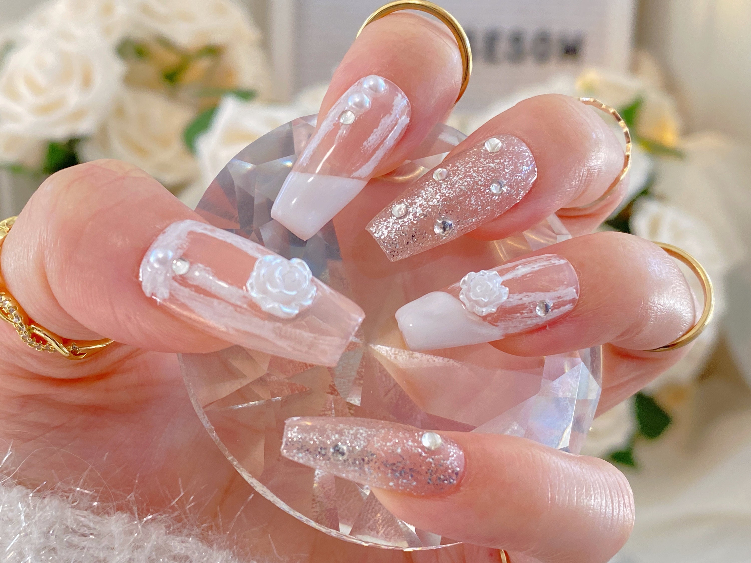 White Flower Nails - Etsy
