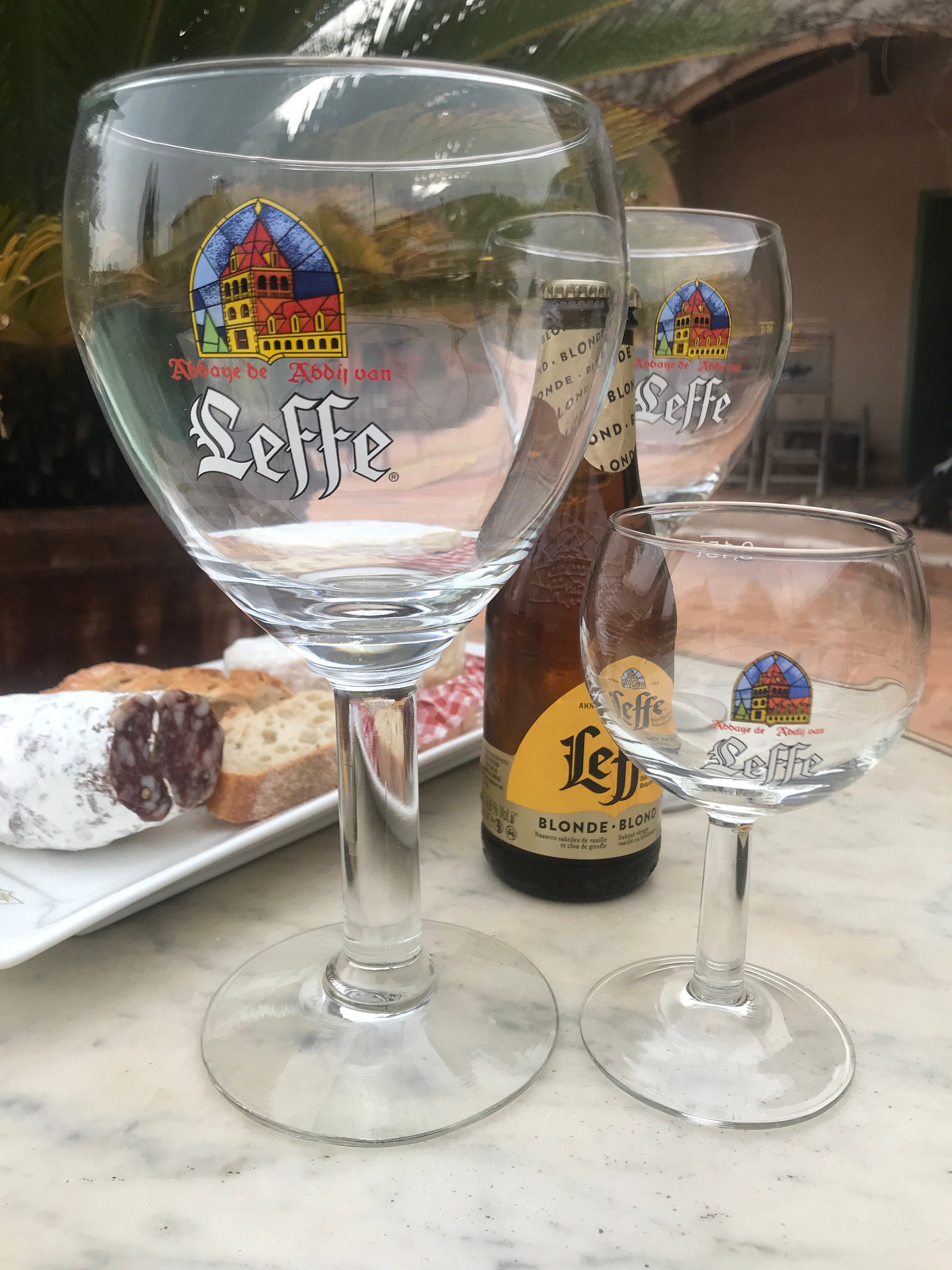 Set Van 4 Grote Glazen Voor Leffe Bier - 33cl - Perfect Voor Het Genieten Van Verschillende Leffe Stijlen Set Van 4 Grote Glazen Voor Leffe Bier - 33cl - Perfect Voor Het Genieten Van Verschillende Leffe Stijlen