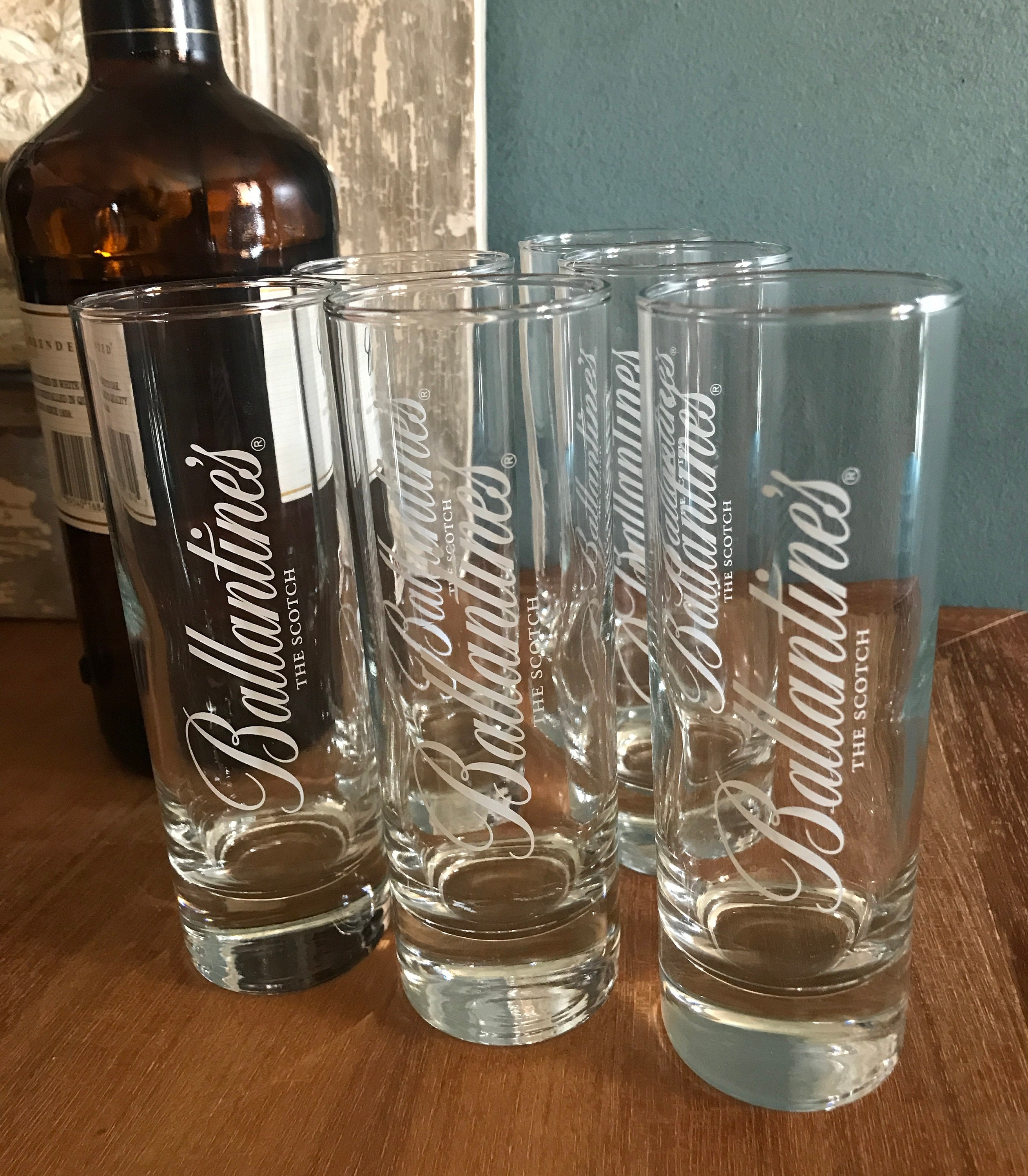 6 Tubes Whisky Ballantines, Bar Bistrot Français