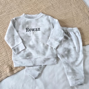 Embroidered Personalized Sweatsuit for Babies-Minimalist Embroidery-2 Piece Lightweight Set-New Baby-Baby Gift-Pregnancy Announcement