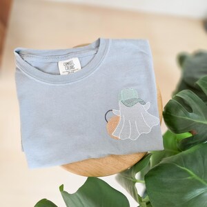 Unisex Komfortfarben Jugend T Shirt-Fledermäuse-Monogrammiert-Halloween Personalisiertes Namen T-Shirt für Kinder-Custom-Embroidered Shirt